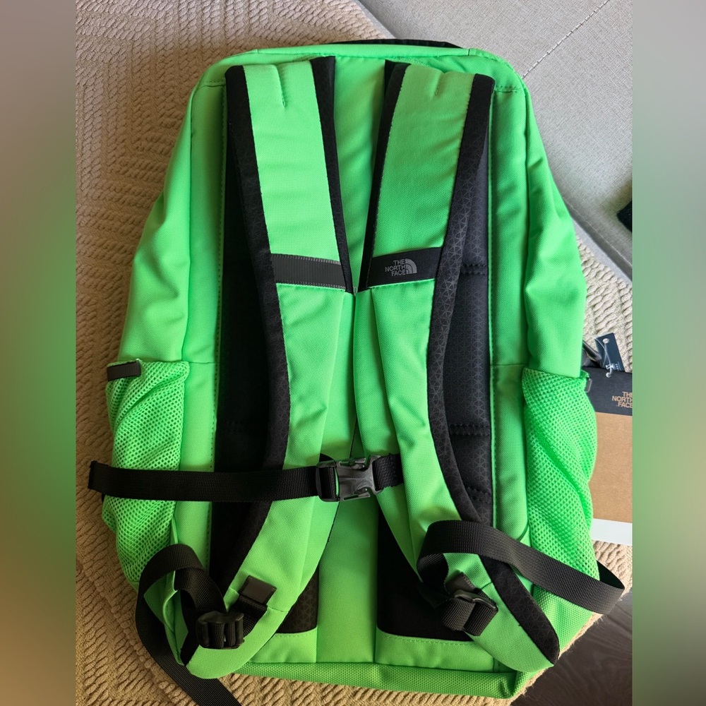 THE NORTH FACE Jester Commuter Laptop Backpack, Chlorophyll Green/TNF Black - Picture 7 of 14
